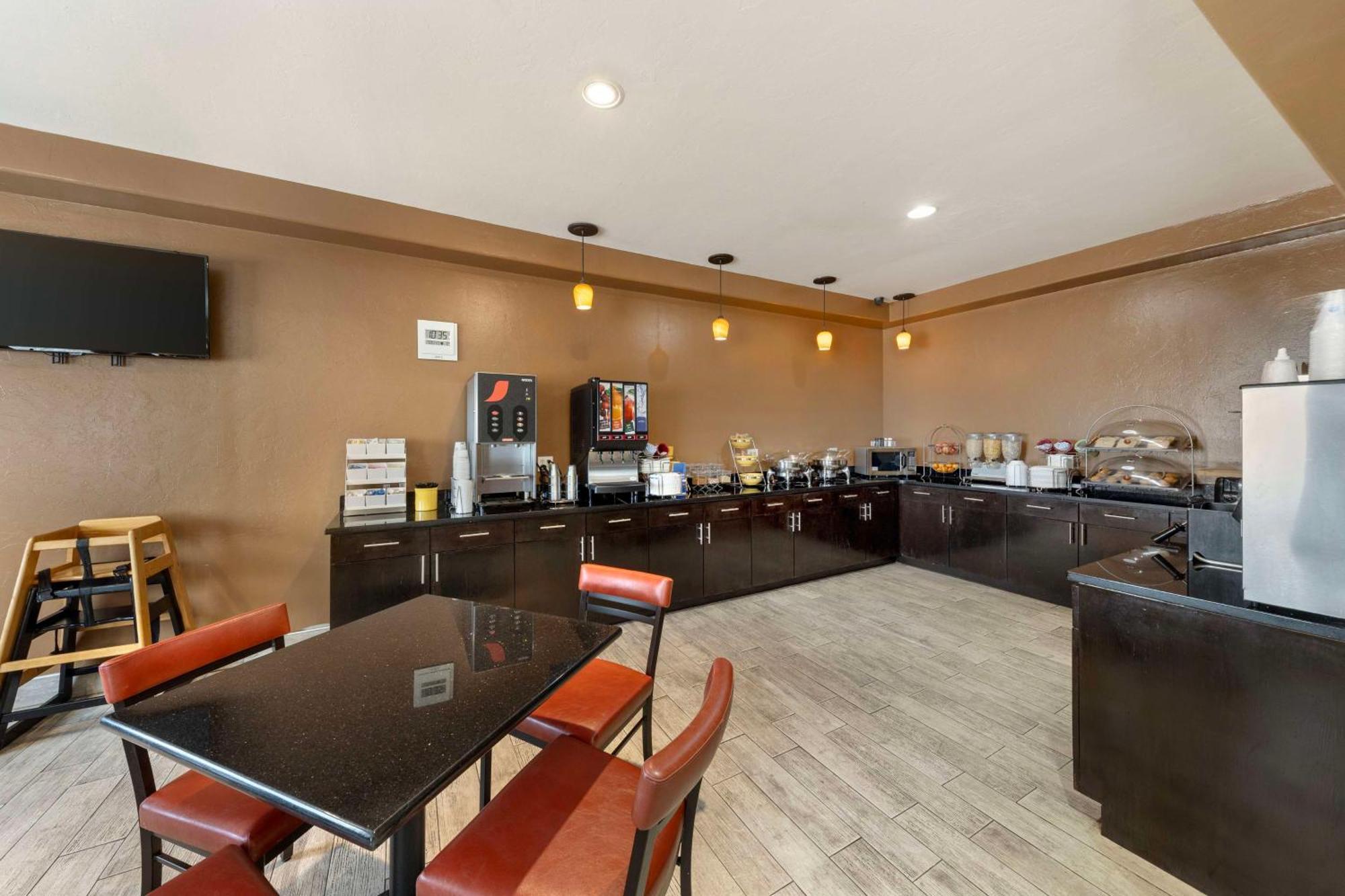 Best Western Greentree Inn & Suites Moore Exterior foto