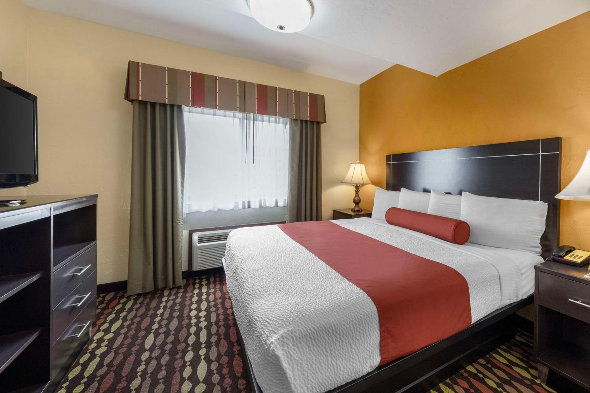 Best Western Greentree Inn & Suites Moore Exterior foto