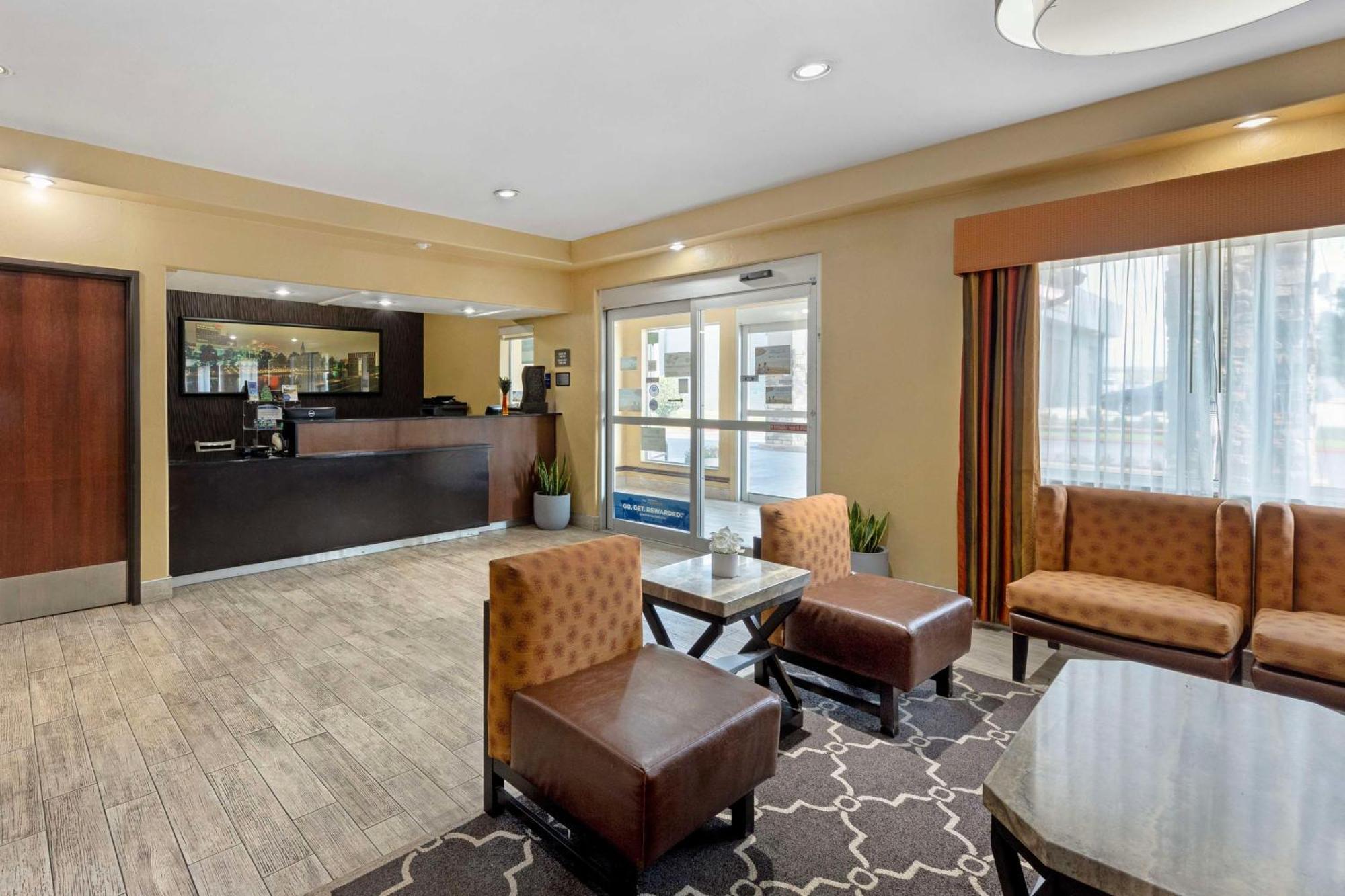 Best Western Greentree Inn & Suites Moore Exterior foto